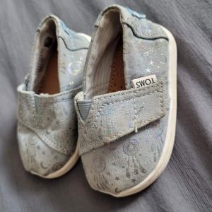 Dreamcatcher Tom's size 4